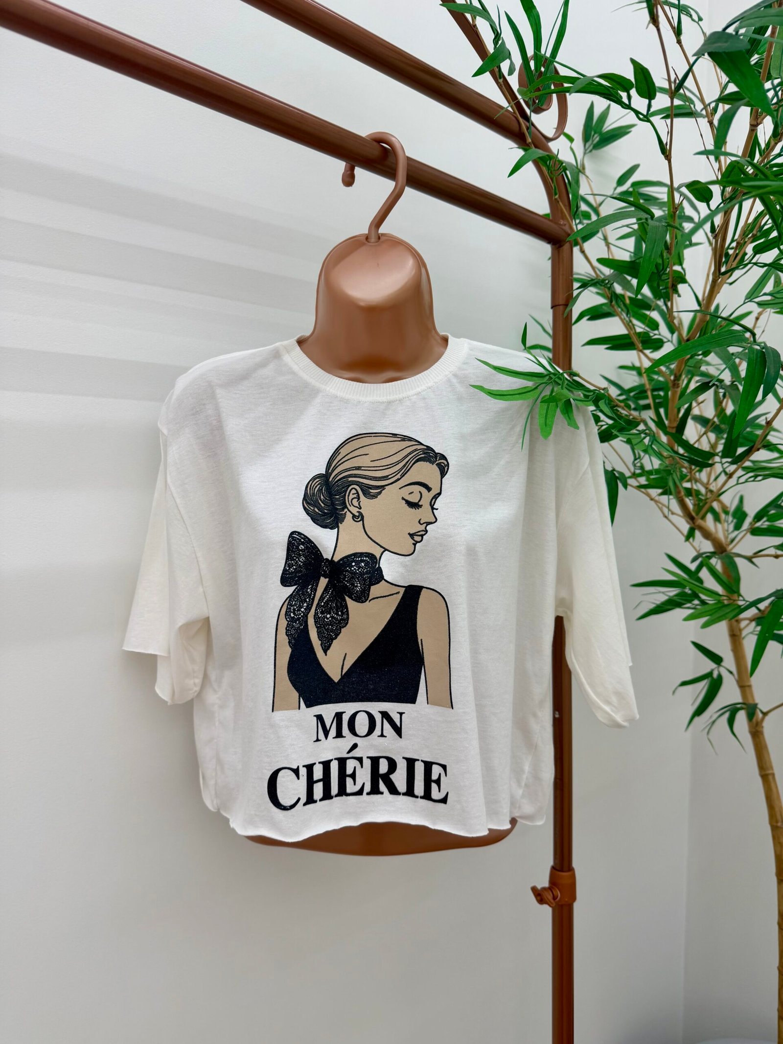Cropped Over Cherie 0030